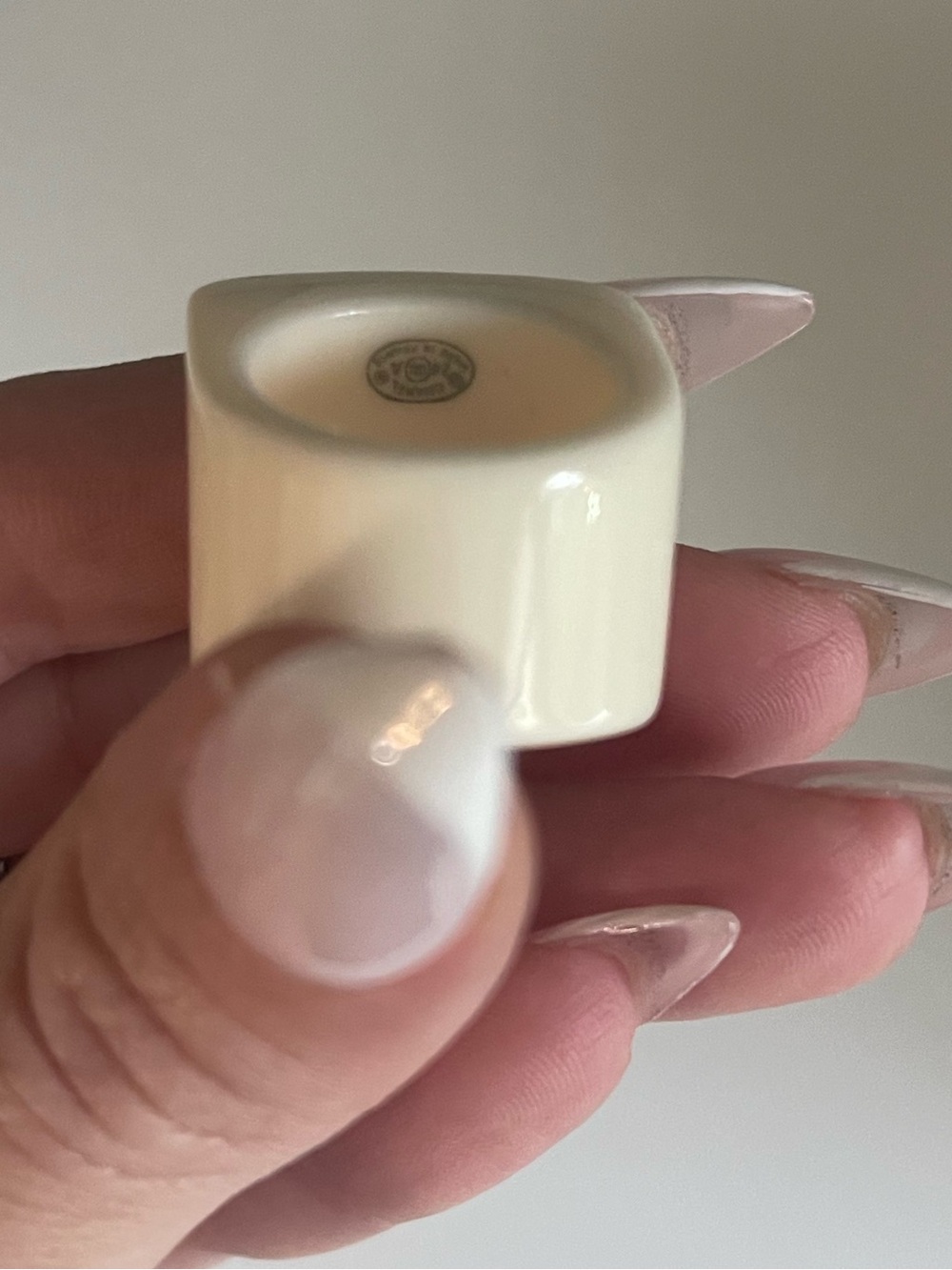Gorgeous cream and gold Chanel Cocktail Ring Sz 7 ✨Read Description .. - Picture 6 of 6